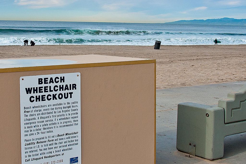 beach_wheelchairs