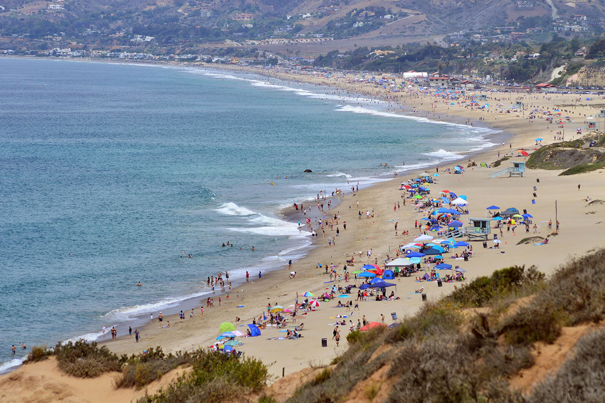 Surf Zuma Beach , Malibu, California