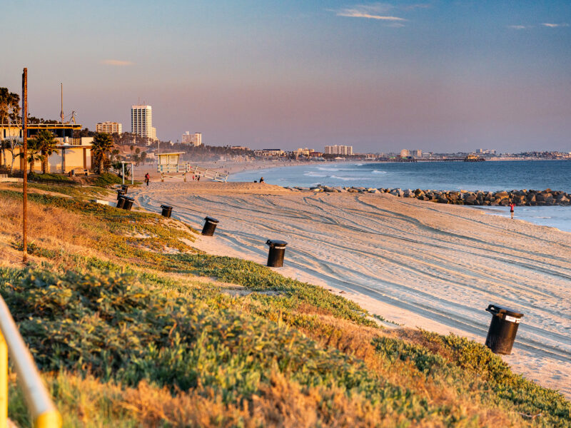 Will Rogers State Beach facing south
